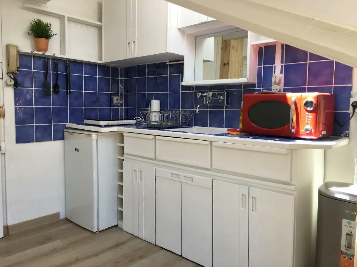 Apartment Studio Centre Ville Cannes 200 Metres Des Plages Du Midi