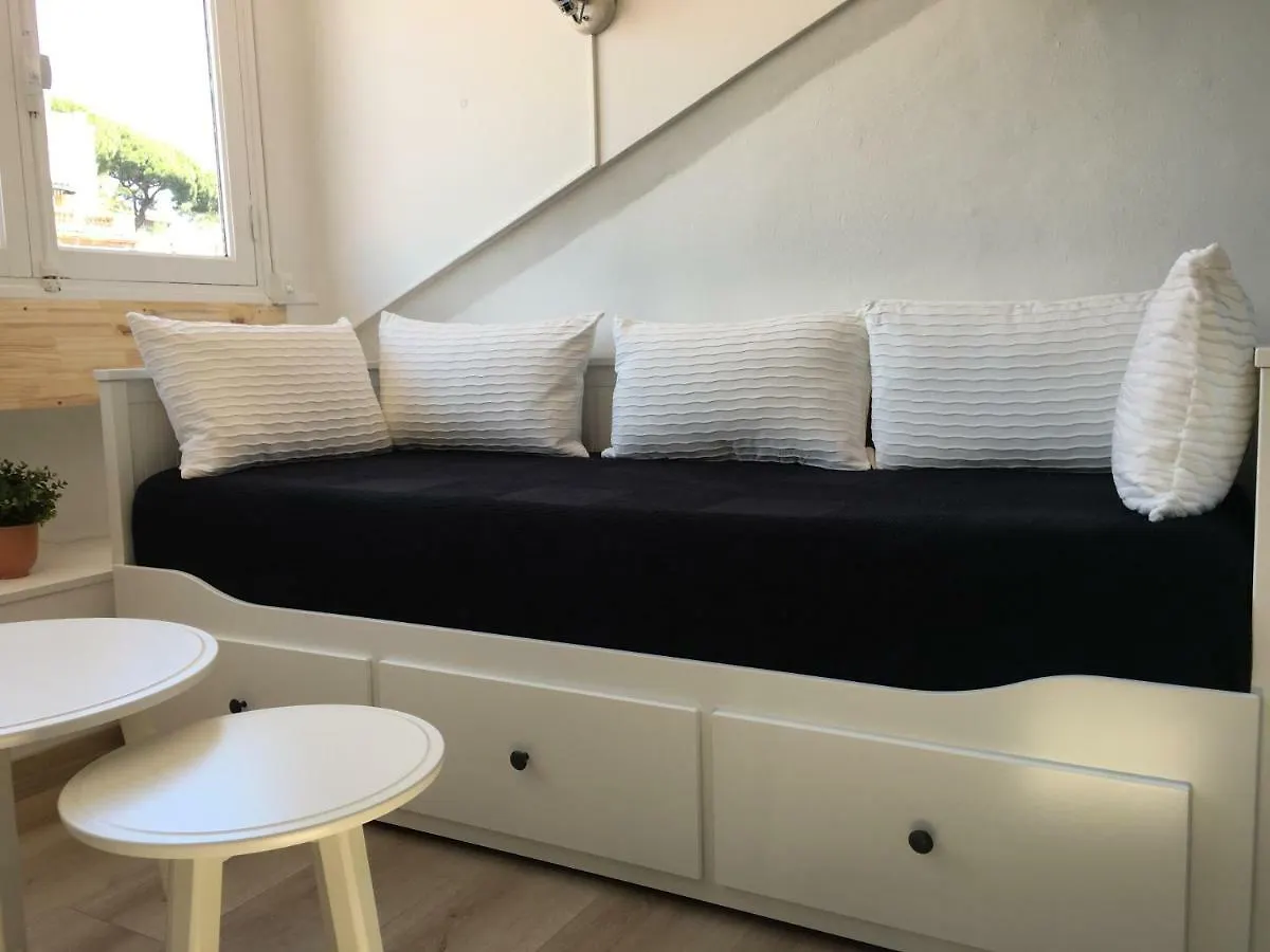Apartment Studio Centre Ville Cannes 200 Metres Des Plages Du Midi