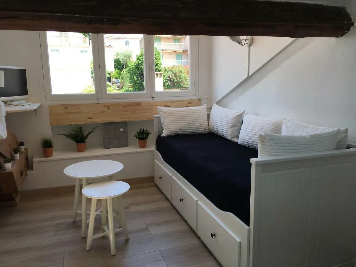 Studio Centre Ville Cannes 200 Metres Des Plages Du Midi 0*,  France